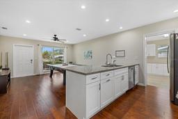 Picture of 330 Caruso Place, Sarasota, FL 34237