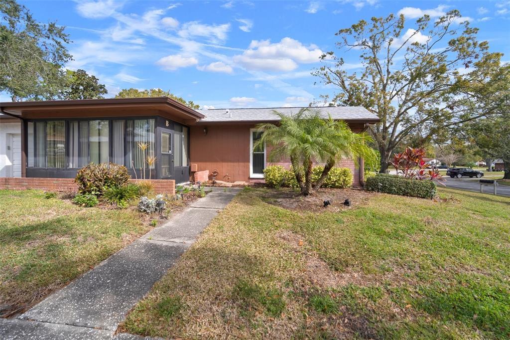 Picture of 2320 Shelly Drive Unit B, Palm Harbor, FL 34684