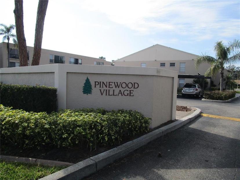 Picture of 2657 Woodgate Lane Unit E4, Sarasota FL 34231
