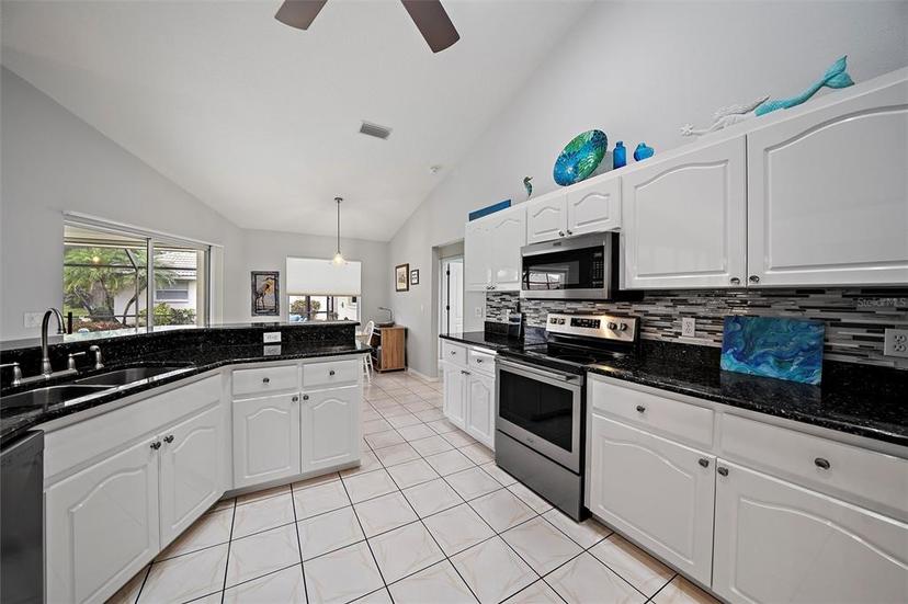 Picture of 538 Laurel Cherry Lane, Venice FL 34293