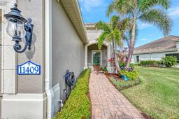 Picture of 11409 Okaloosa Drive, Venice, FL 34293