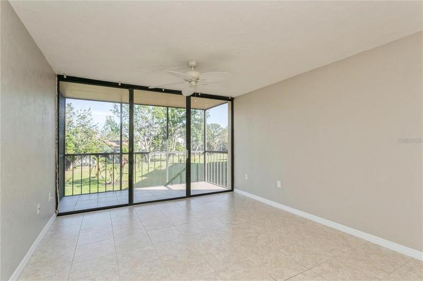 Picture of 618 Bird Bay Drive S Unit 206, Venice FL 34285