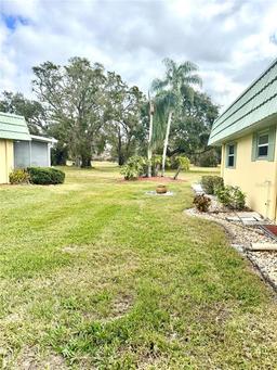 Picture of 102 Cambridge Trail Unit 229, Sun City Center, FL 33573