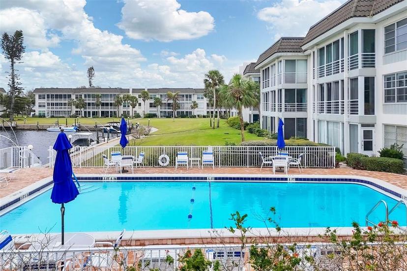 Picture of 4350 Chatham Drive Unit 208, Longboat Key FL 34228