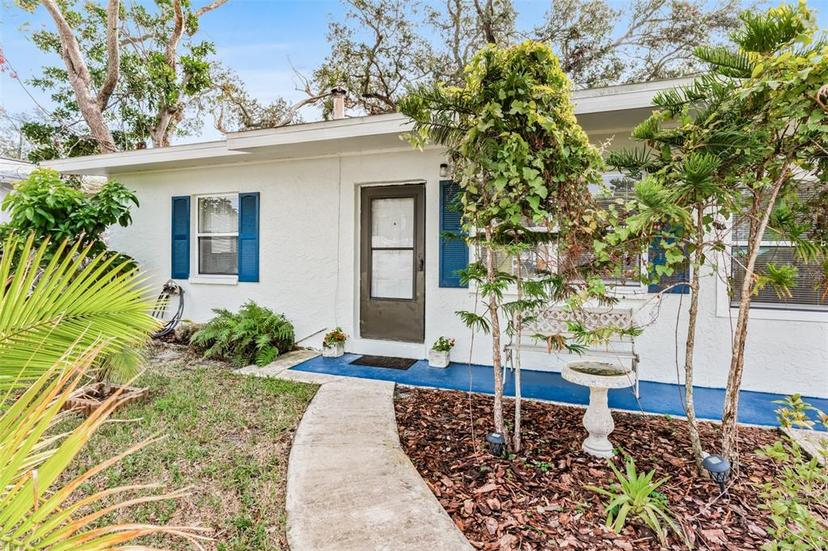 Picture of 911 16Th Avenue Nw, Largo FL 33770