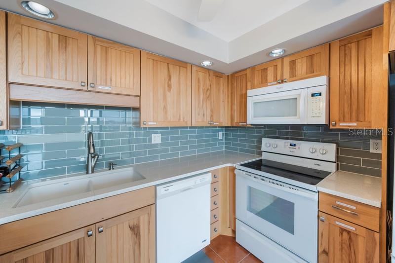 Picture of 6051 Sun Boulevard Unit 504, St Petersburg FL 33715