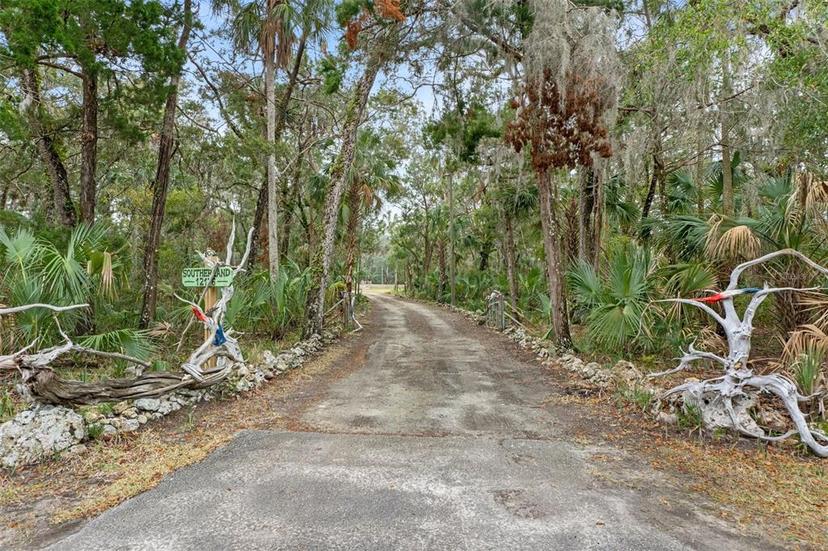 Picture of 12176 W Standish Drive Unit 7, Homosassa FL 34448