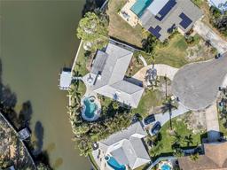 Picture of 4801 Venetian Place Ne, St Petersburg, FL 33703