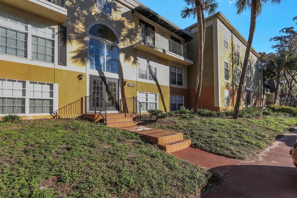 Picture of 4017 Versailles Drive Unit 4017F, Orlando, FL 32808