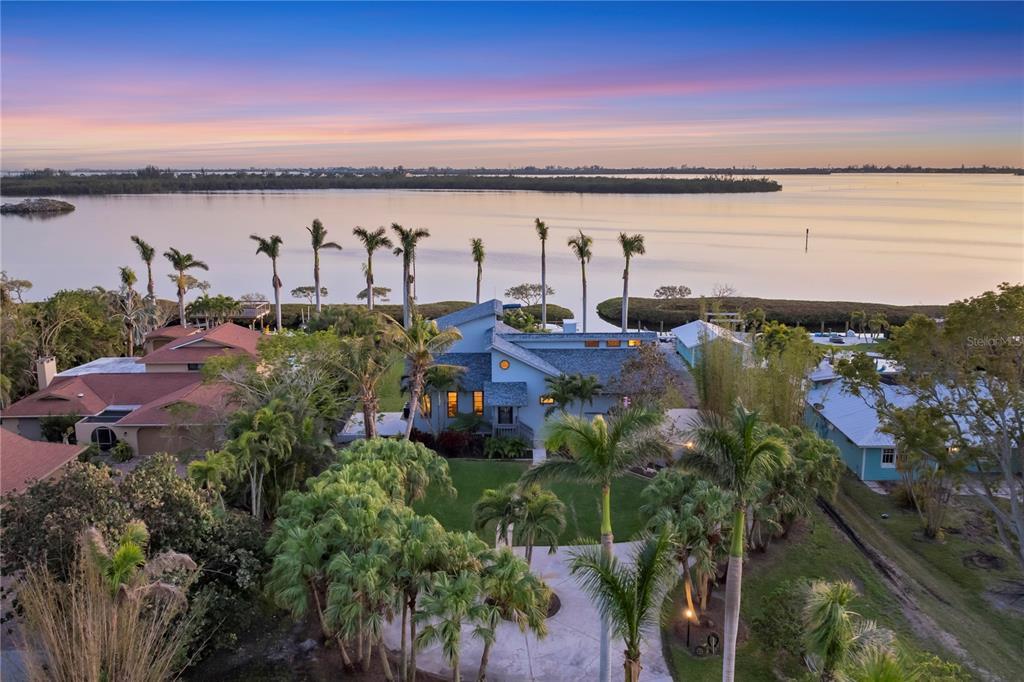 Picture of 10106 46Th Avenue W, Bradenton, FL 34210
