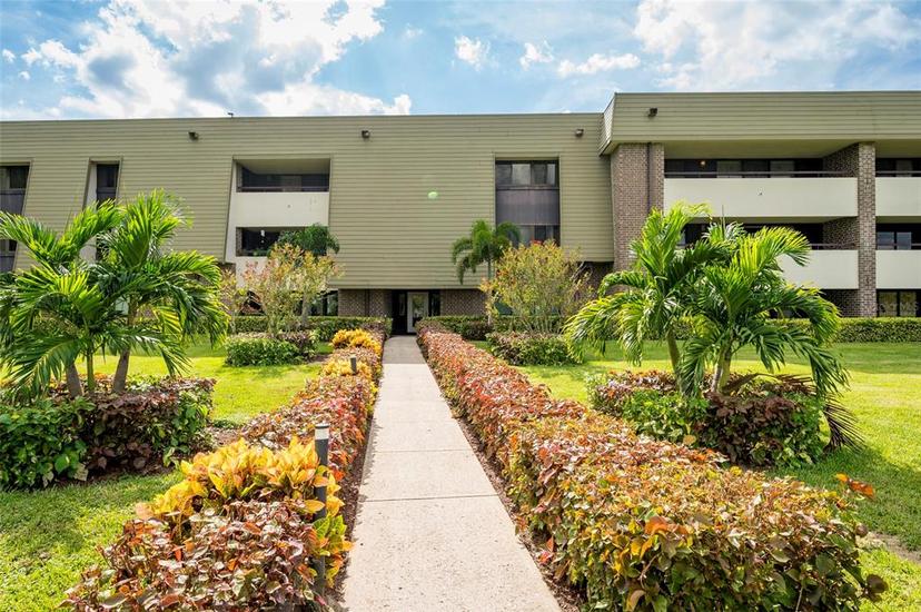 Picture of 36750 Us Highway 19 N Unit 04221, Palm Harbor FL 34684