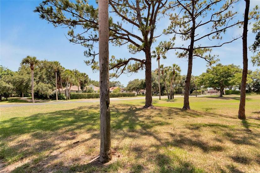 Picture of 4333 Trails Drive Unit 10-1, Sarasota FL 34232