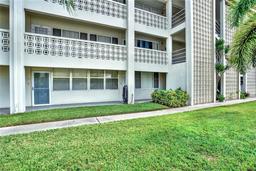 Picture of 4455 Duhme Road Unit 205, St Petersburg, FL 33708
