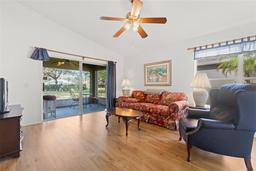 Picture of 10833 Collar Drive, San Antonio, FL 33576