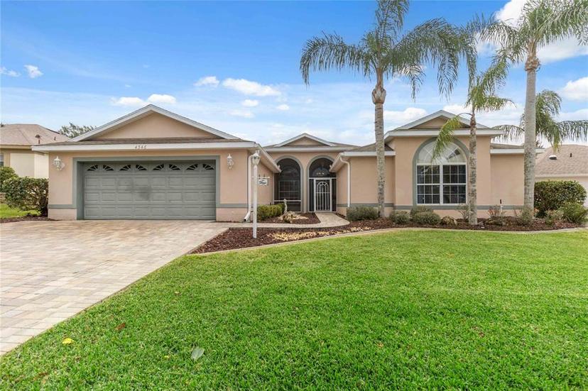 Picture of 4546 Nottoway Drive, Leesburg FL 34748