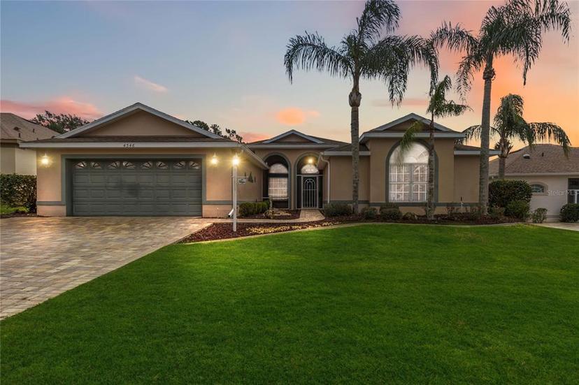 Picture of 4546 Nottoway Drive, Leesburg FL 34748