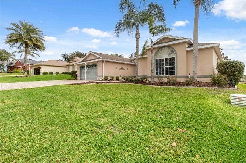 Picture of 4546 Nottoway Drive, Leesburg FL 34748