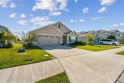 Picture of 12143 Kingsley Trail, Parrish, FL 34219