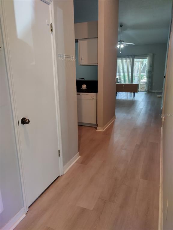 Picture of 4700 SW Archer Road Unit J68, Gainesville FL 32608