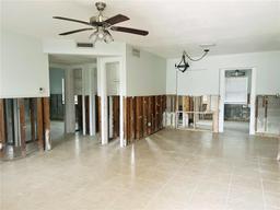 Picture of 4135 Helena Street Ne, St Petersburg, FL 33703