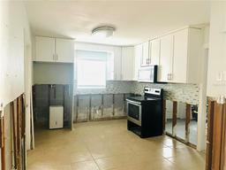 Picture of 4135 Helena Street Ne, St Petersburg, FL 33703