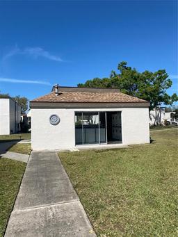 Picture of 7701 Starkey Road Unit 306, Seminole, FL 33777