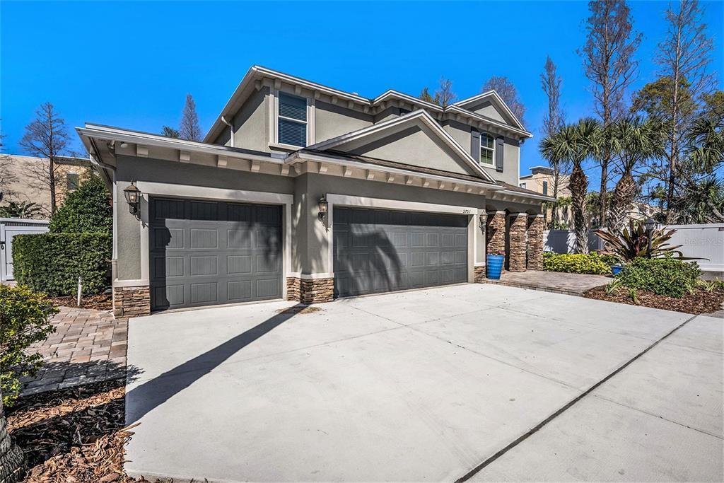 Picture of 5701 S Macdill Avenue, Tampa, FL 33611
