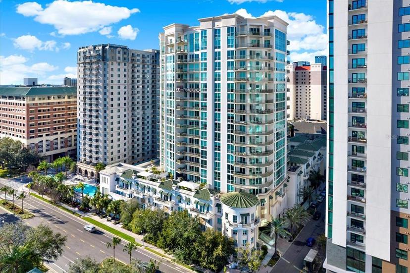 Picture of 450 Knights Run Avenue Unit 605, Tampa FL 33602