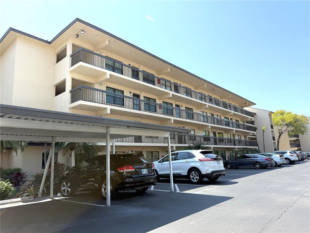 Picture of 515 30Th Avenue W Unit H207, Bradenton, FL 34205