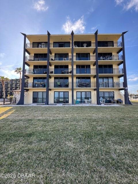 Picture of 2301 S Atlantic Avenue Unit 303, Daytona Beach, FL 32118