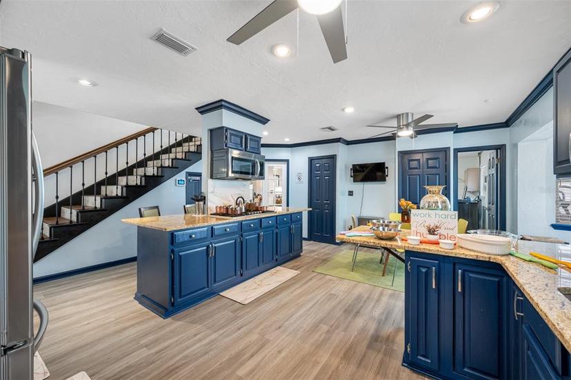 Picture of 3031 W Asbury Place, Tampa FL 33611