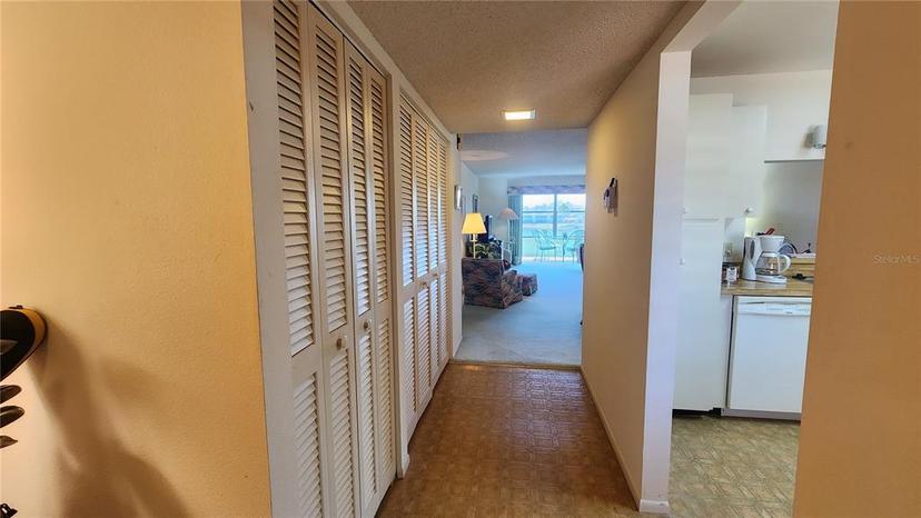 Picture of 514 Spring Lakes Boulevard, Bradenton FL 34210