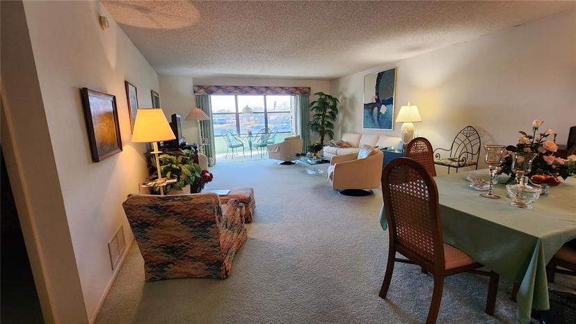 Picture of 514 Spring Lakes Boulevard, Bradenton FL 34210