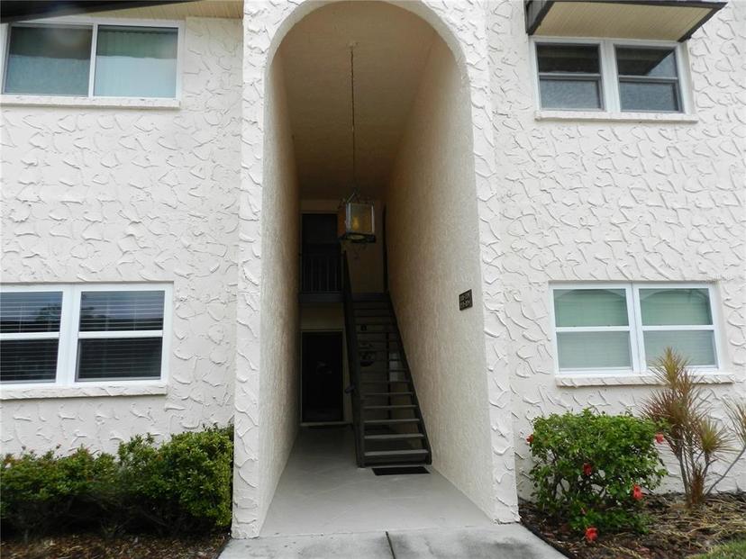 Picture of 214 Elmwood Circle Unit 214, Seminole FL 33777