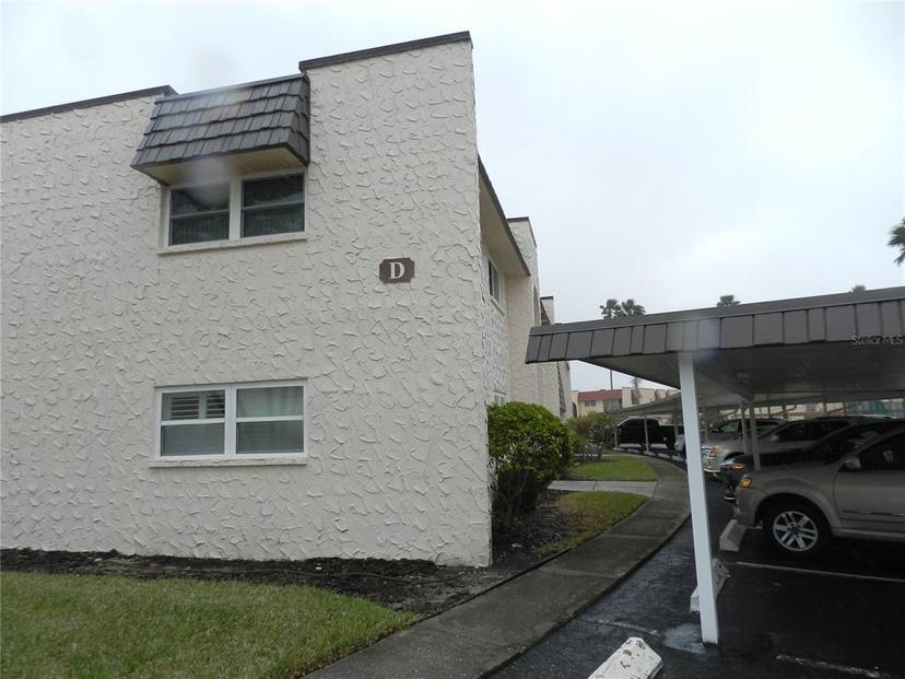 Picture of 214 Elmwood Circle Unit 214, Seminole FL 33777