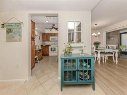 Picture of 806 Capri Isles Boulevard Unit 109, Venice, FL 34292