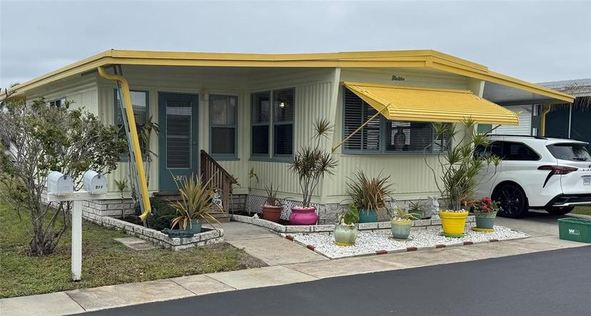 Picture of 3301 Alt 19 Unit 511, Dunedin FL 34698