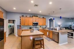Picture of 518 Grand Reserve Drive, Davenport, FL 33837