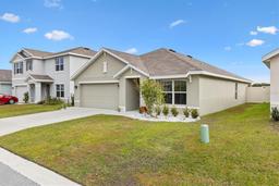 Picture of 8638 Triumph Circle, Wildwood, FL 34785