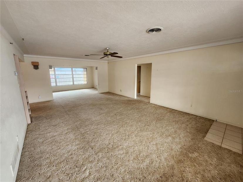Picture of 975 S Tuttle Avenue, Sarasota FL 34237