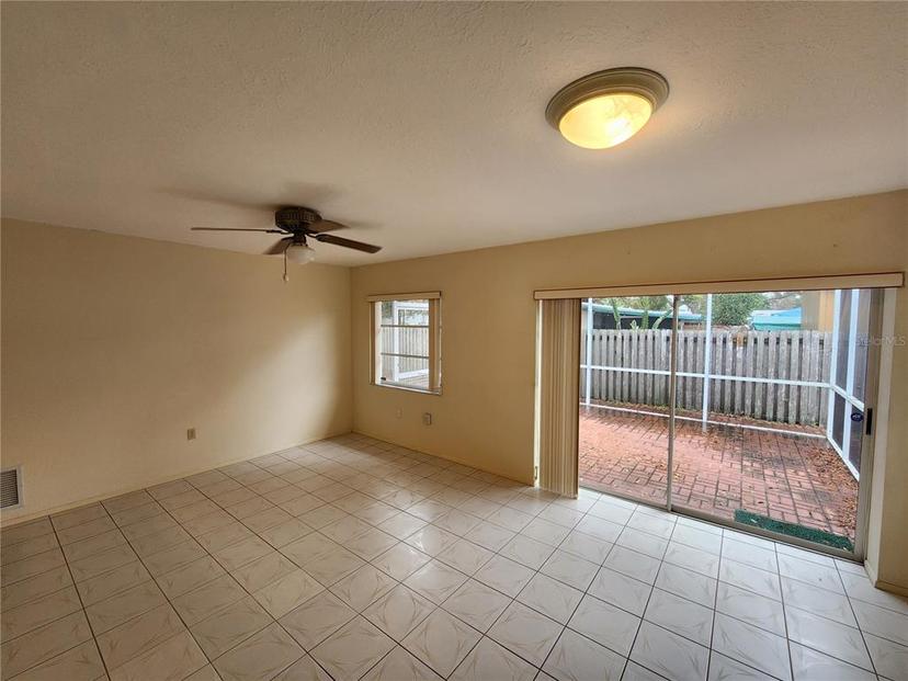 Picture of 975 S Tuttle Avenue, Sarasota FL 34237