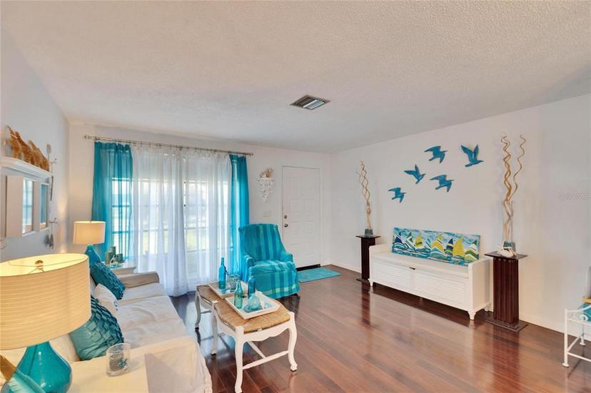 Picture of 2589 Redwood Circle, Clearwater FL 33763