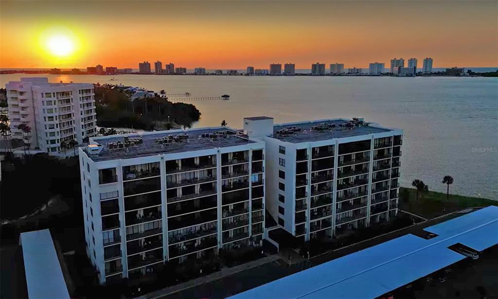 Picture of 100 Oakmont Lane Unit 309, Belleair, FL 33756