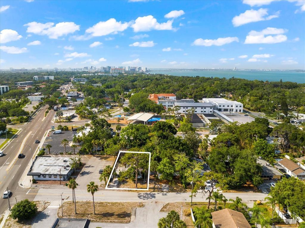 Picture of 974 32Nd Street, Sarasota, FL 34234