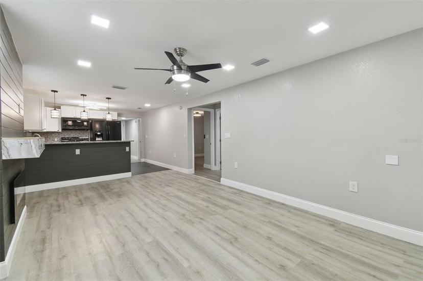 Picture of 3020 Deleuil Avenue, Tampa FL 33610