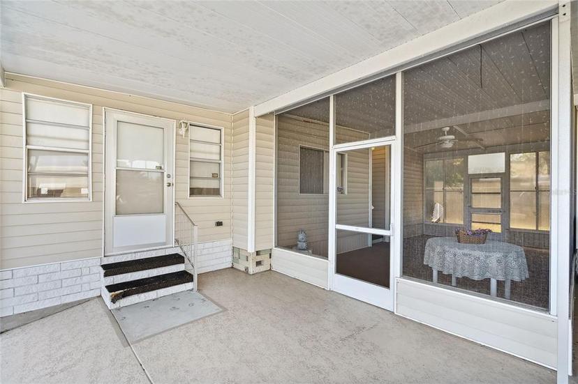 Picture of 703 Corsica Court, Bradenton FL 34207