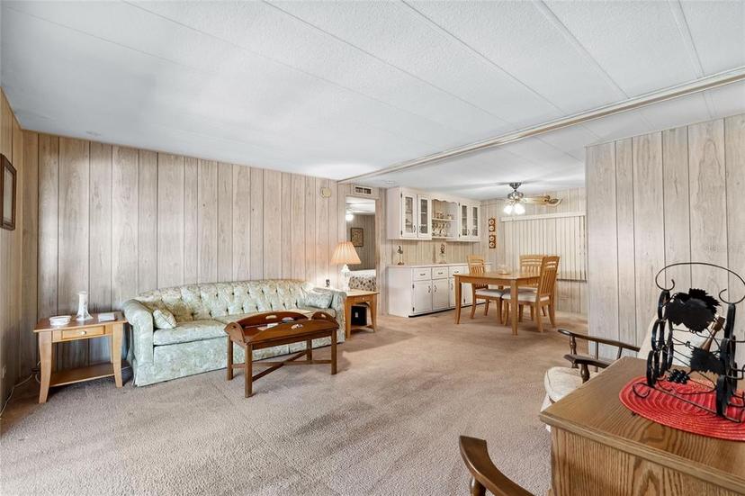 Picture of 703 Corsica Court, Bradenton FL 34207
