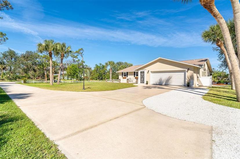 Picture of 891 Harmony Lane, Englewood FL 34223