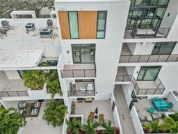 Picture of 1558 4Th Street Unit 402, Sarasota, FL 34236
