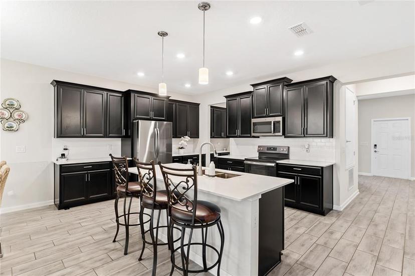Picture of 848 Carmillion Court, Groveland FL 34736